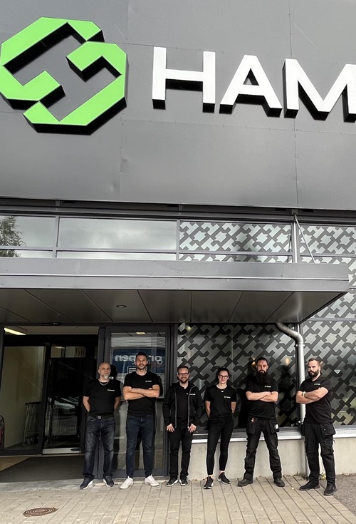 Hammer myymälä henkilökunta