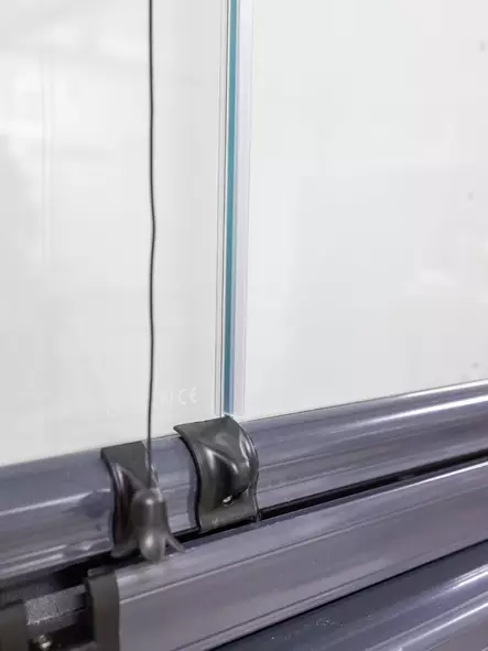 Parvekelasin Kulma-/ Lasinvälitiiviste 6mm lasille 185cm - Ikkuna- ja ovitiivisteet - 0017563 - 2