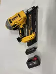 Akkuadapteri Milwaukee 18V akku - Dewalt 18V runko - Akkuadapterit - 0018226 - 3